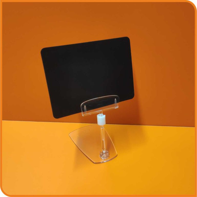 черный ценник на ножке