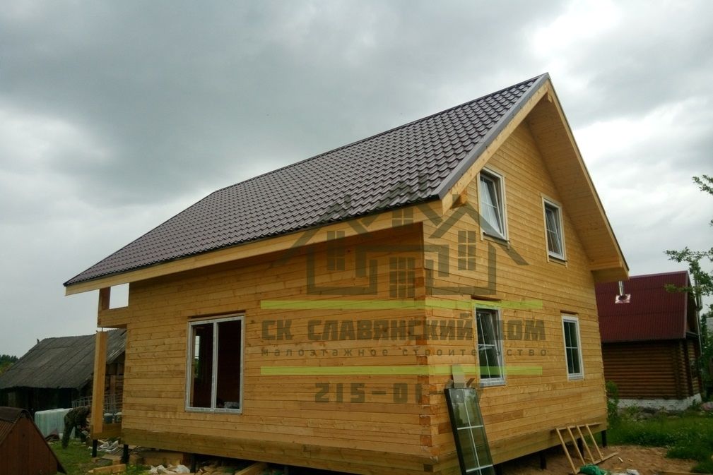 Дома из бруса с двухскатной крышей - проекты и цены для строительства под ключ