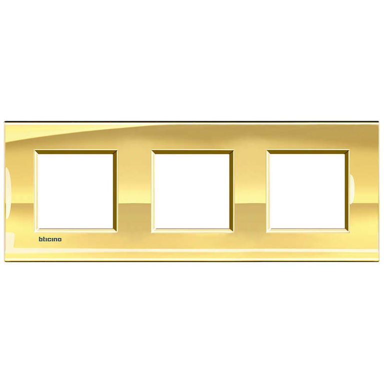 Рамка Bticino LivingLight прямоугольная на 3 поста универсальная золото BTicino