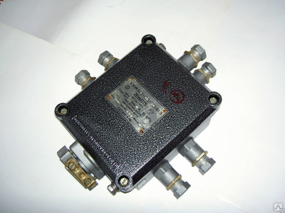 Коробка зажимов взрывозащищенная КЗПМ 3.1-25/24-12х4-25х1-30х1-В1.5 ...