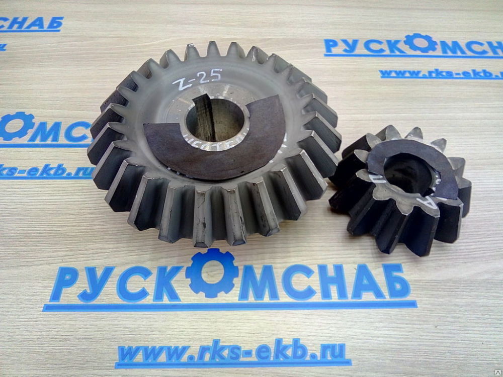 302 (щетка редуктор). редуктор щетки ко-715. редуктор на щетку коммунальную мтз 82. вал шестерня редуктора щетки мтз-82. 302 (щетка редуктор).