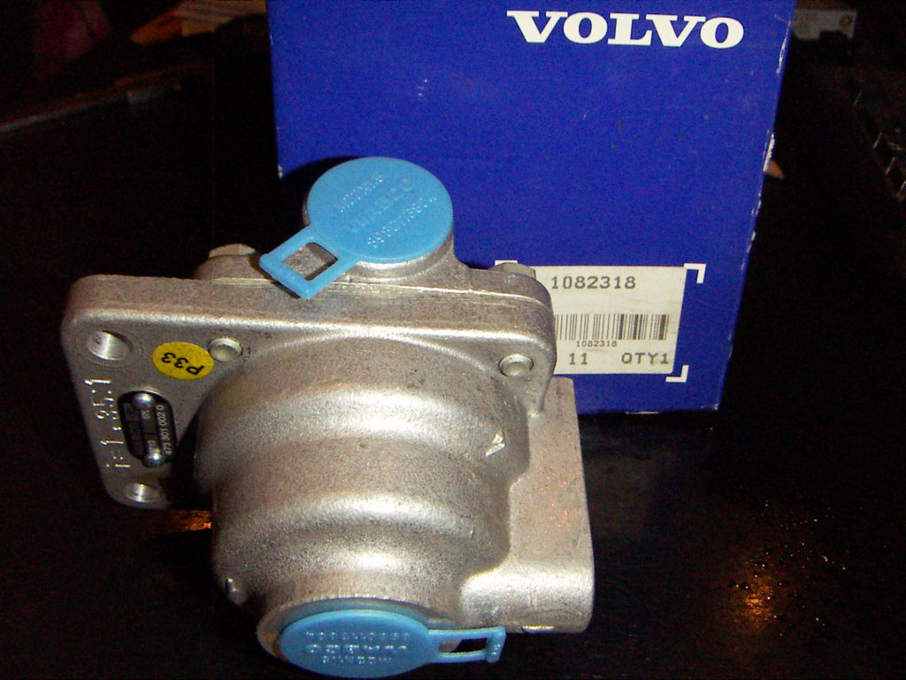 Клапан ограничения давления Volvo 1082318.