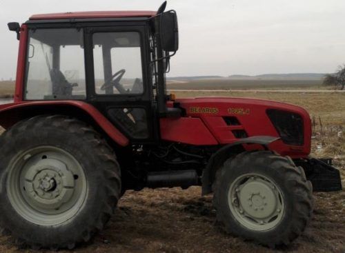Трактор Беларус-1025
