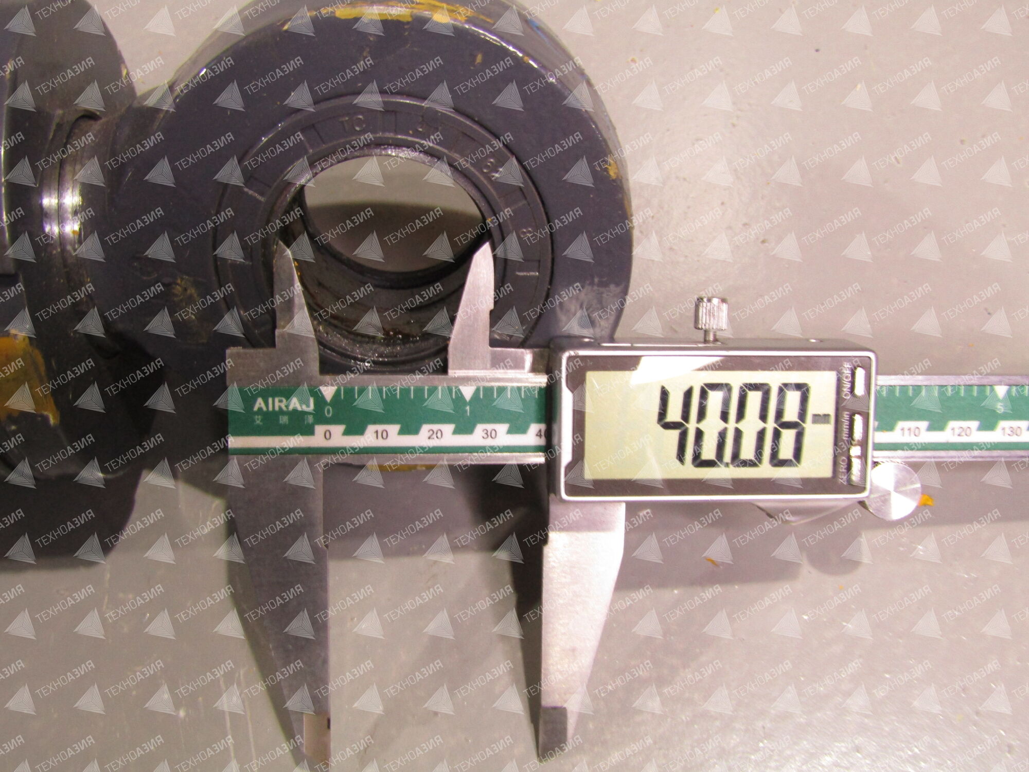 Гидроцилиндр поворота (рулевой) 803084029 (левый) XCMG ZL30FV/ZL30GV (оригинал) 10