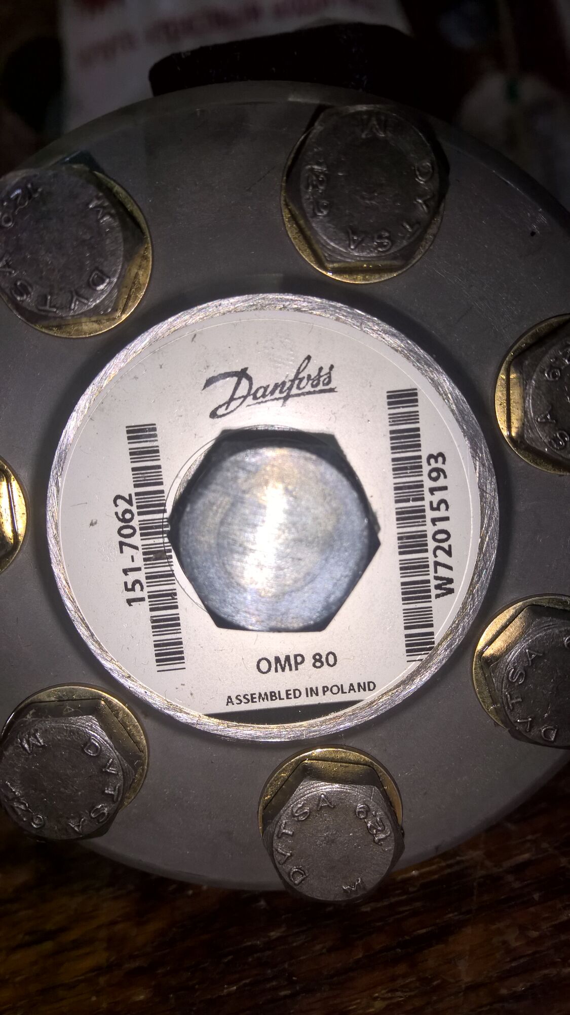 Гидромотор OMP 80 151-7062 Фланец С Вал 1 дюйм шпонка White Drive ...