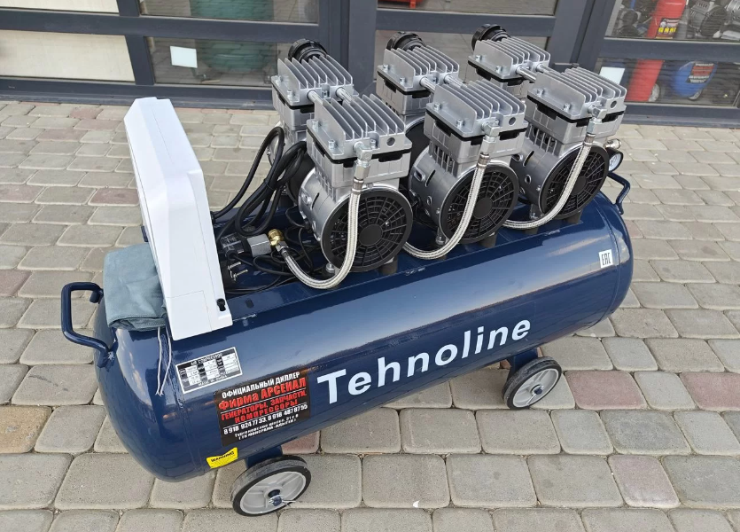 Компрессор воздушный безмасляный Tehnoline 750/3/100 2,2 кВт